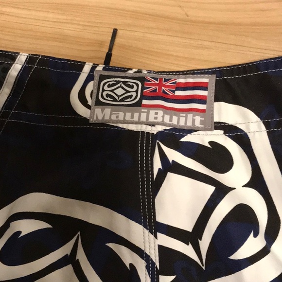 MAUI BUILT BOARD SHORTS - Picture 8 of 11